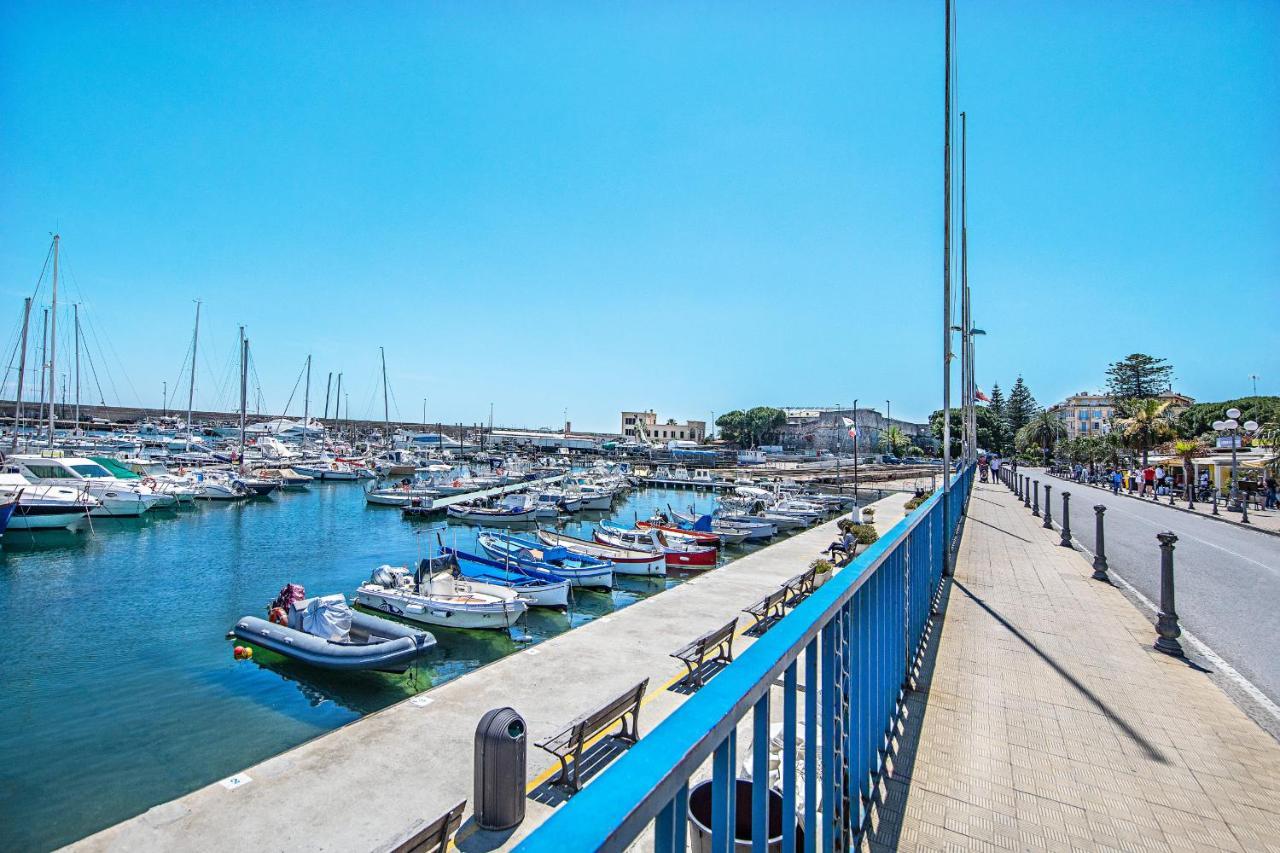 Gaudio Flat Near Ariston Theater By Wonderful Italy Apartment