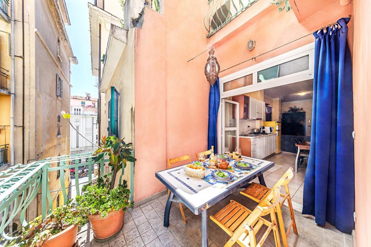 Gaudio Flat Near Ariston Theater By Wonderful Italy *